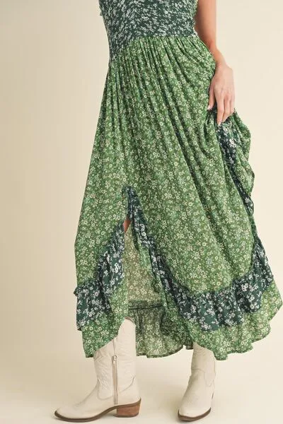 Aemi   Co Ditsy Floral Ruffled Hem Maxi Cami Dress