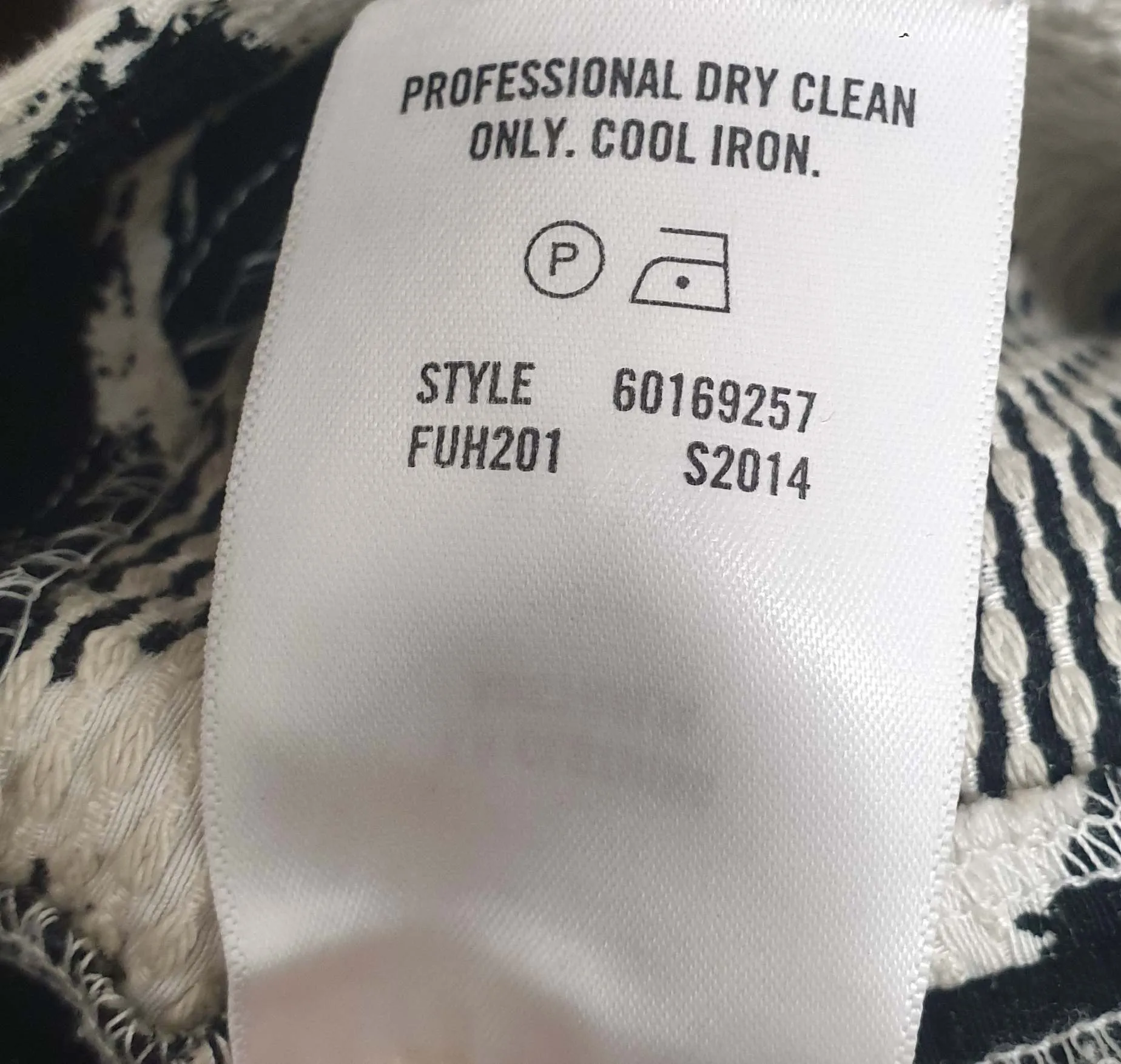 Country Road cotton-silk mix black and white print skirt size 10