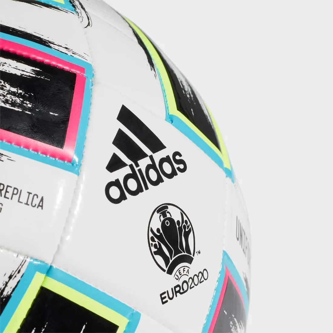 Euro 2020 Uniforia Top Capitano Ball