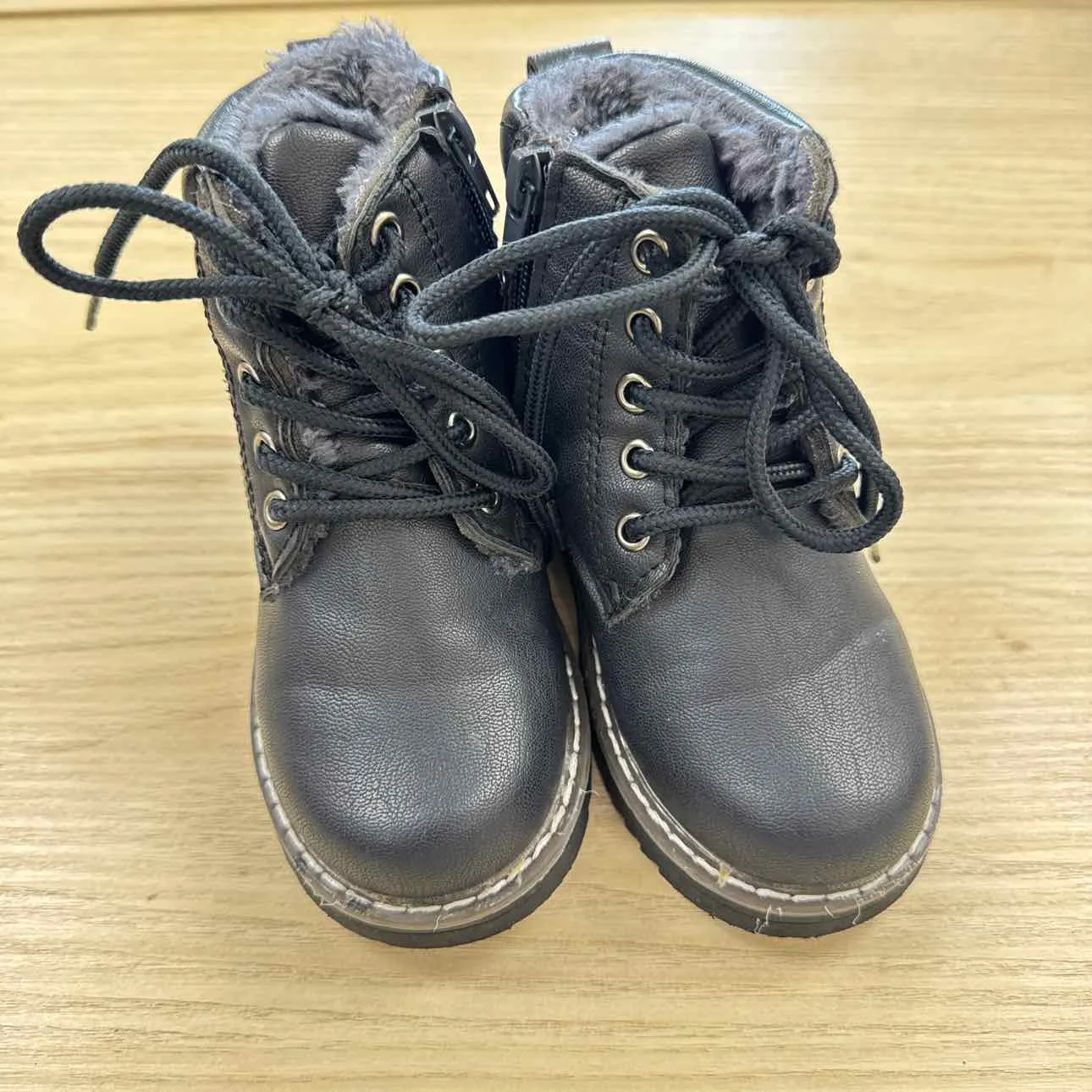 FOOTWEAR boots winter