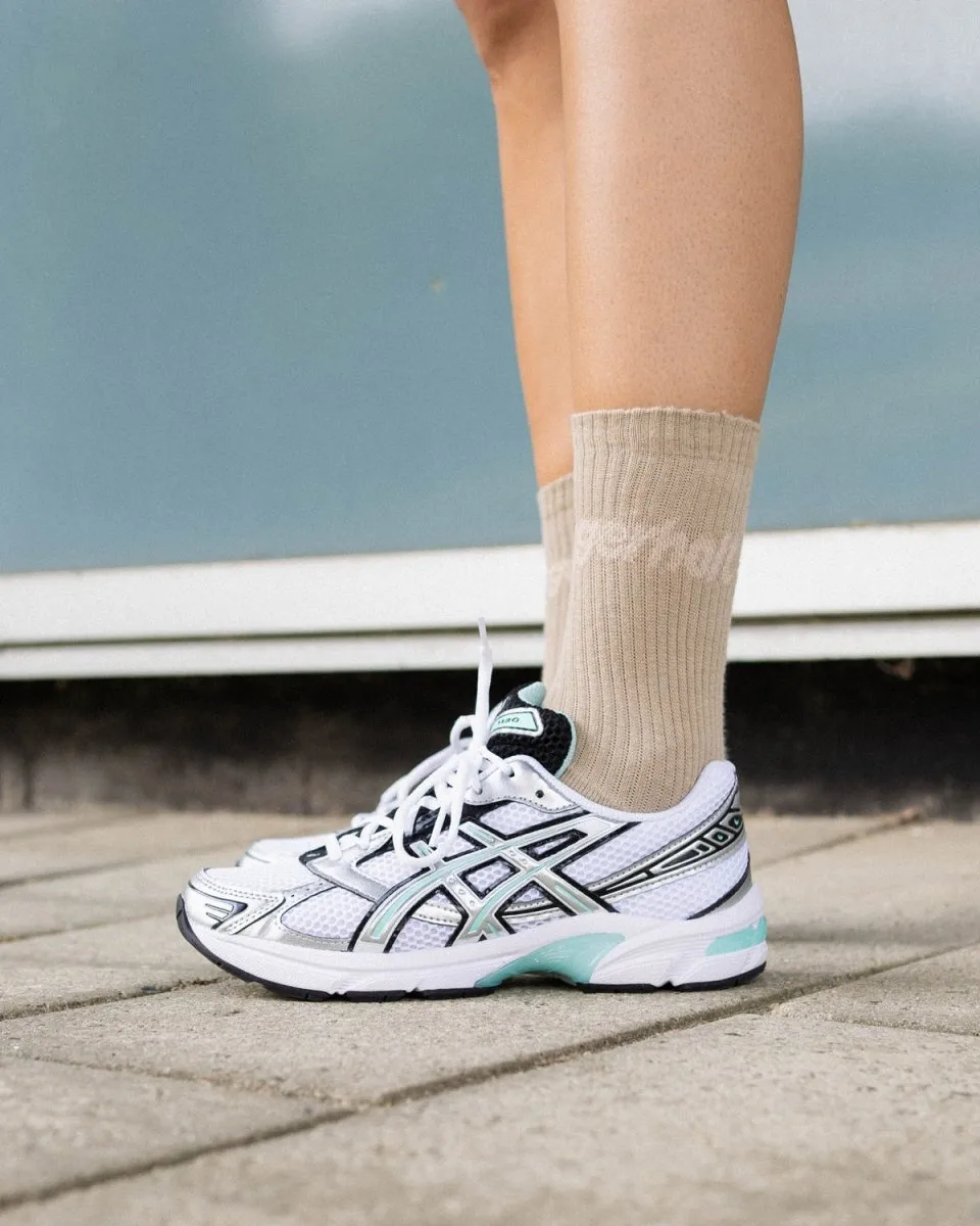 Gel-1130 - White/Silver