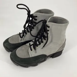 Iri Boots Size 6