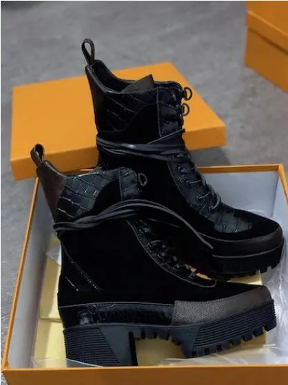 Martin Boots Women 100% real Leather Shoes designer autumn Winter vintage Boots fashion high-heel Ankle Boots botas mujer