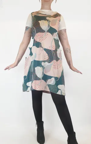 Nerida Hanson 100% cotton green-based print dress size M