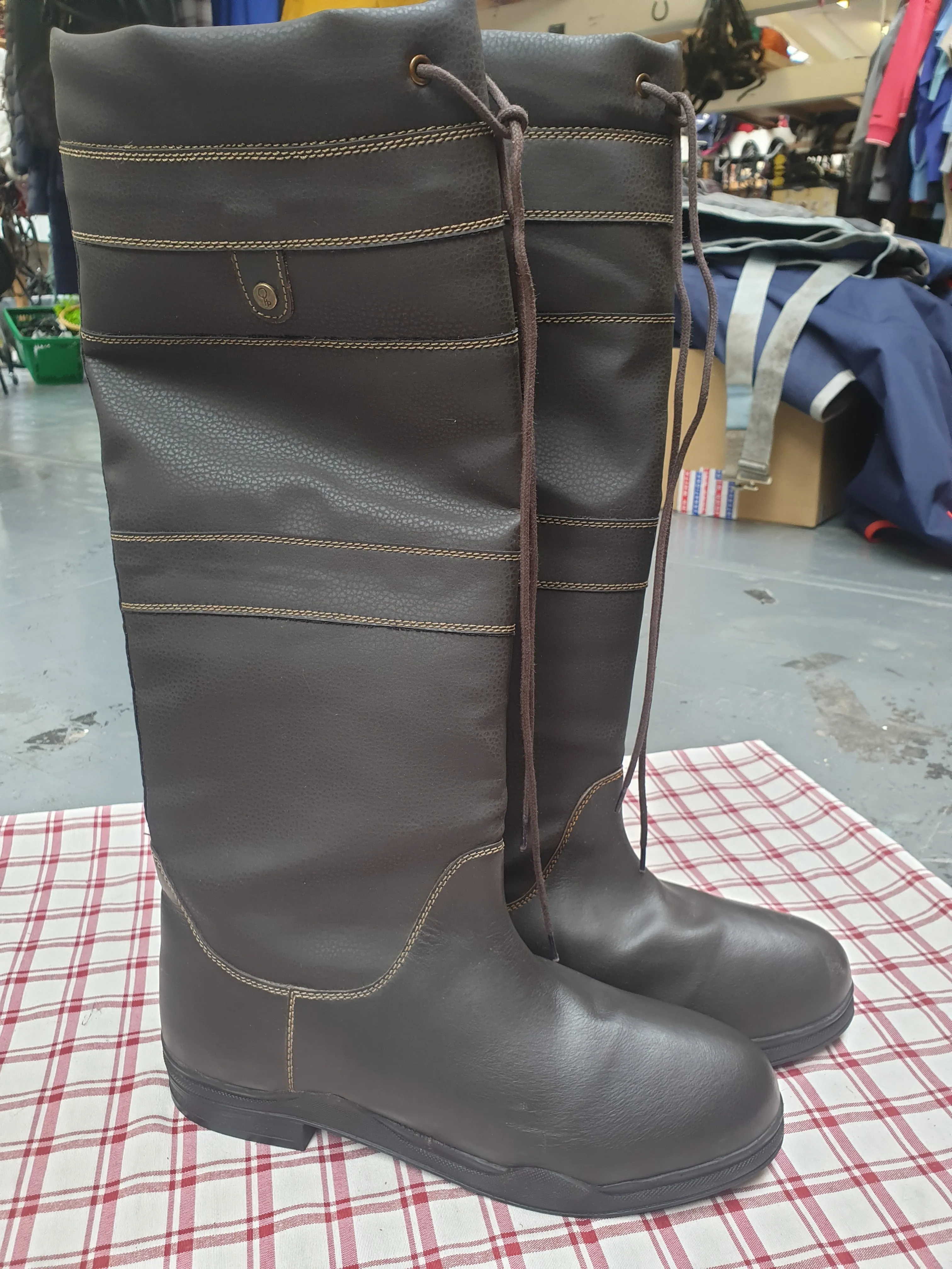 NEW QHP country boots, brown, size 11 FREE POSTAGE ✅