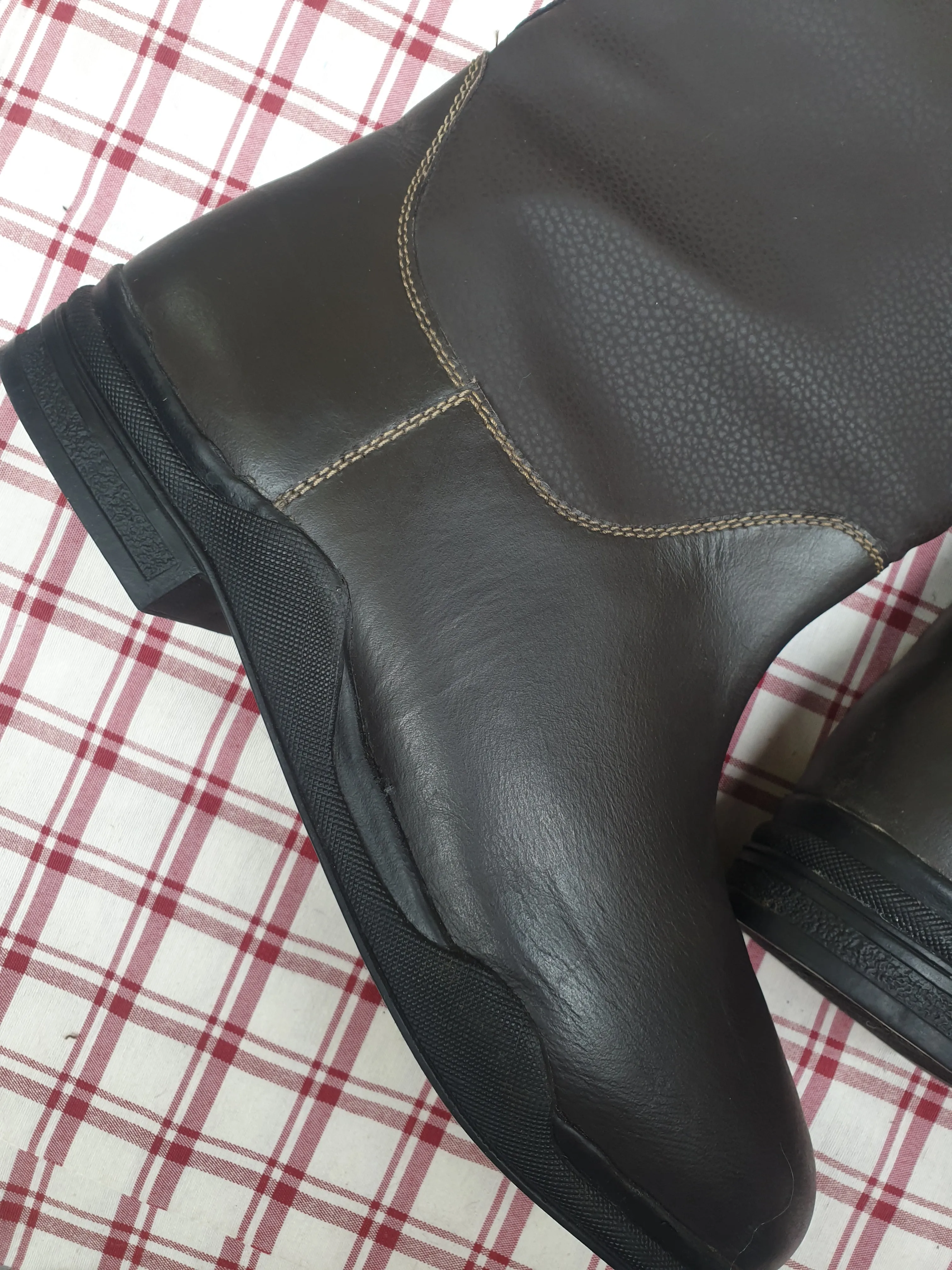 NEW QHP country boots, brown, size 11 FREE POSTAGE ✅