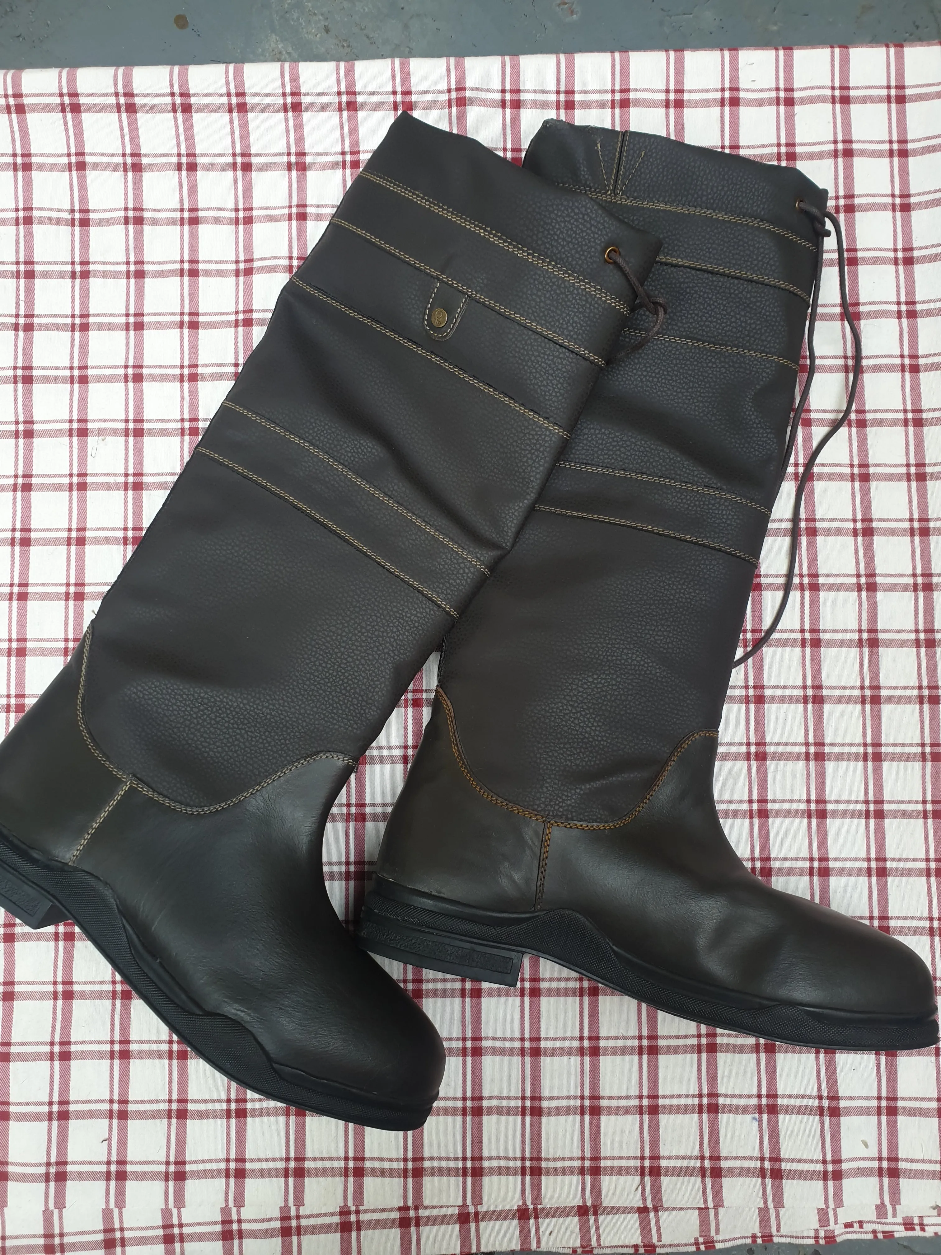 NEW QHP country boots, brown, size 11 FREE POSTAGE ✅