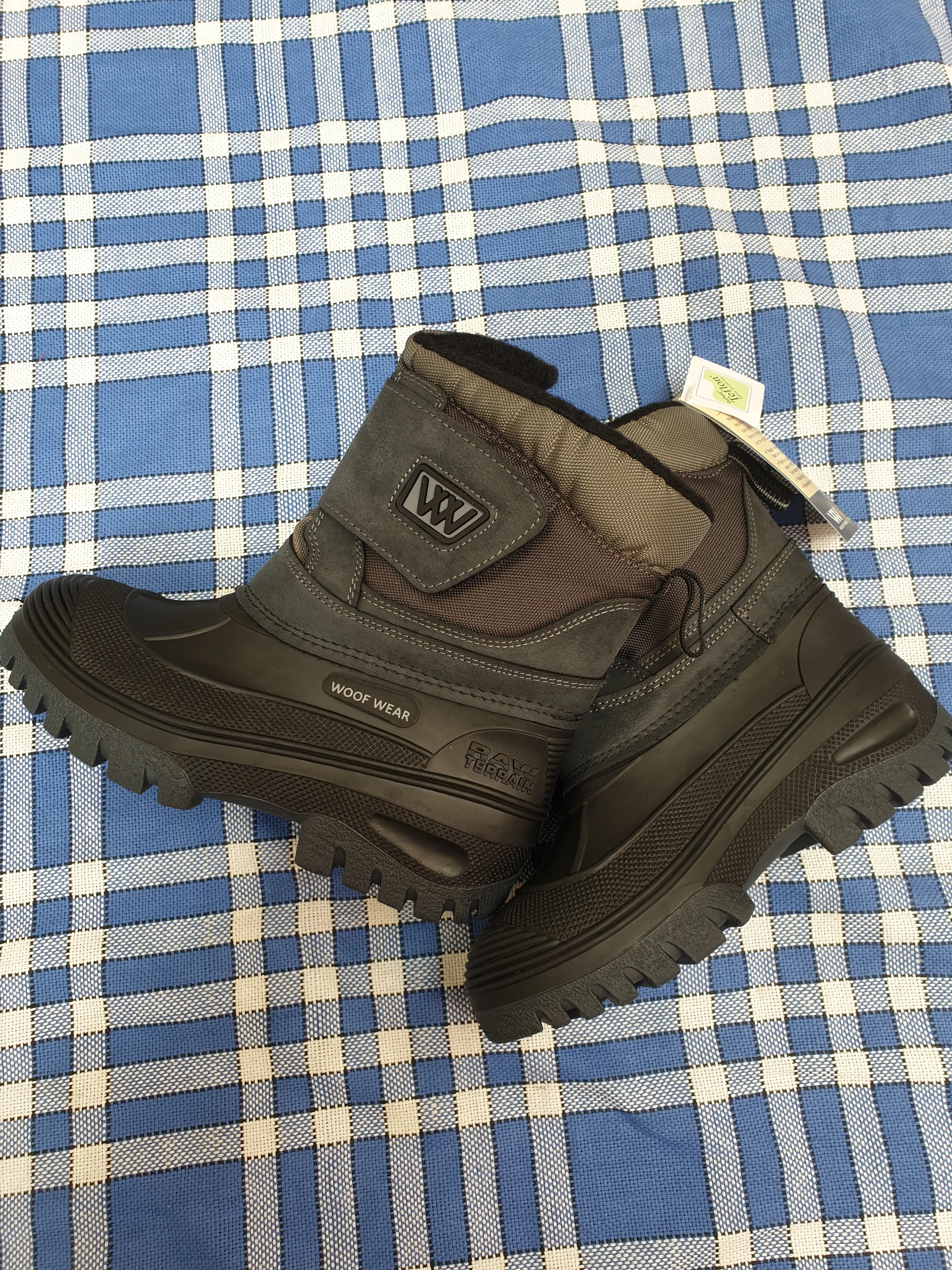 NEW woof wear yard boots childs sizes 11,12,13