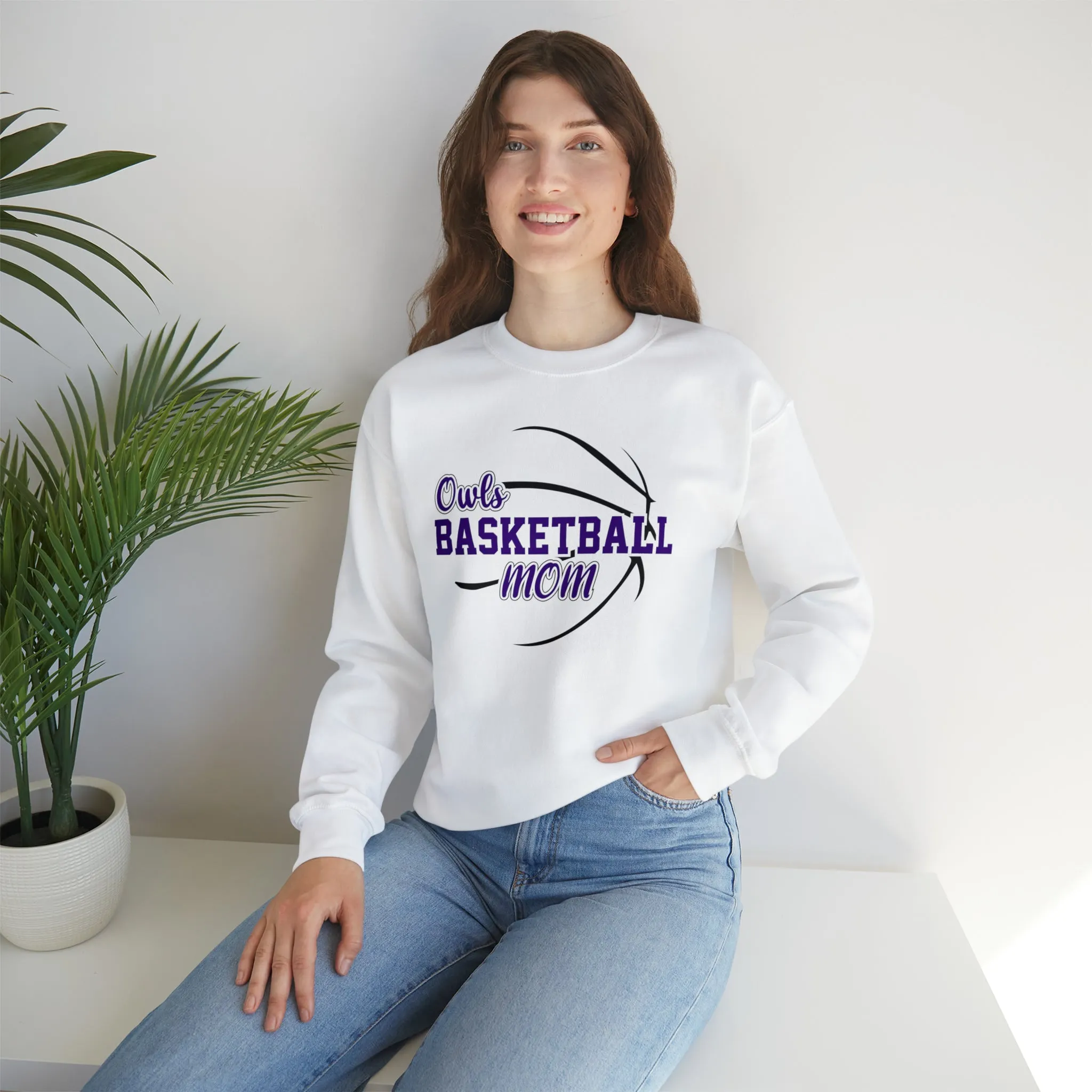Owls Basketball Mom Unisex Heavy Blend™ Crewneck Sweatshirt