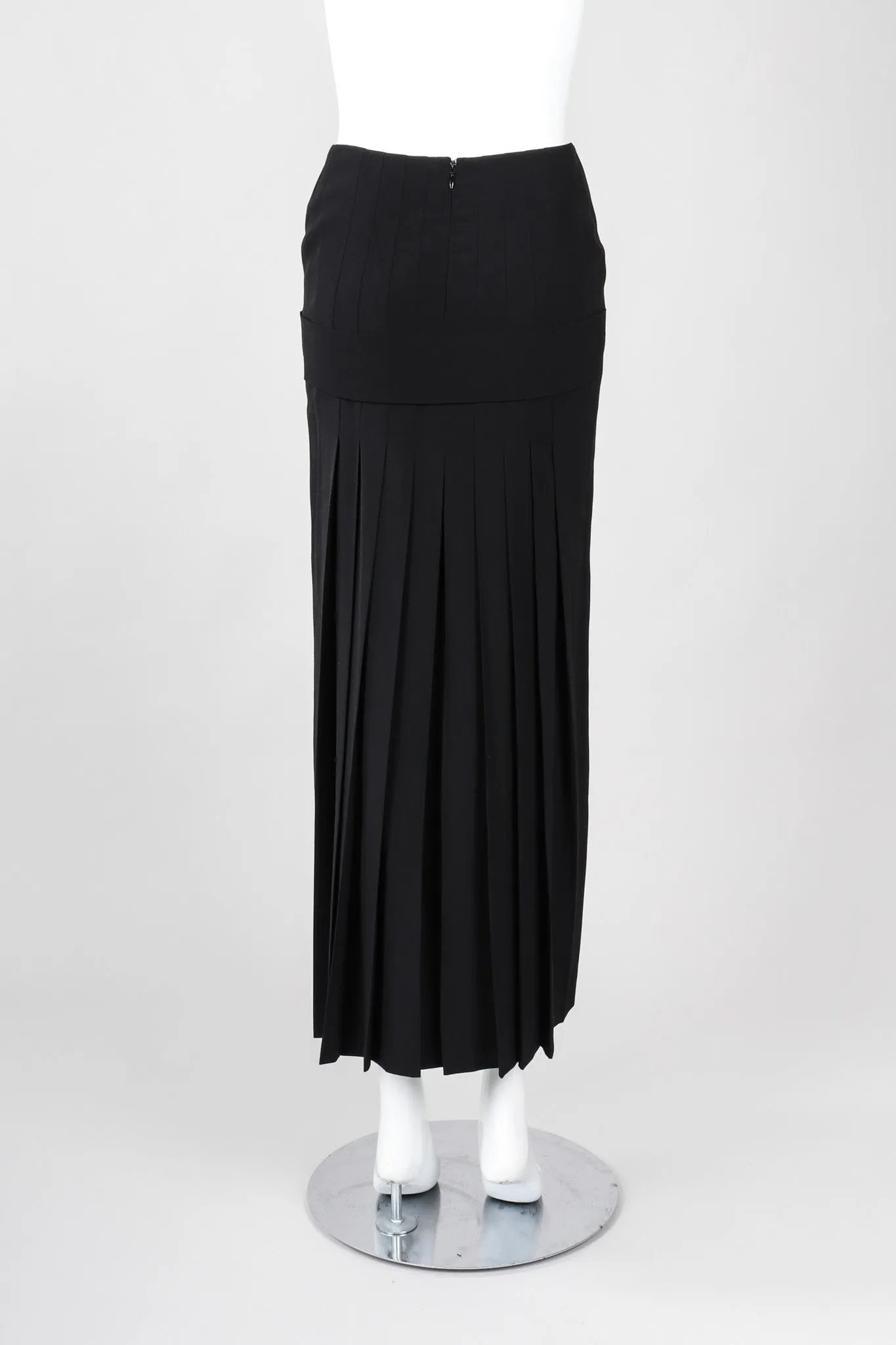 Pleat Back Skirt