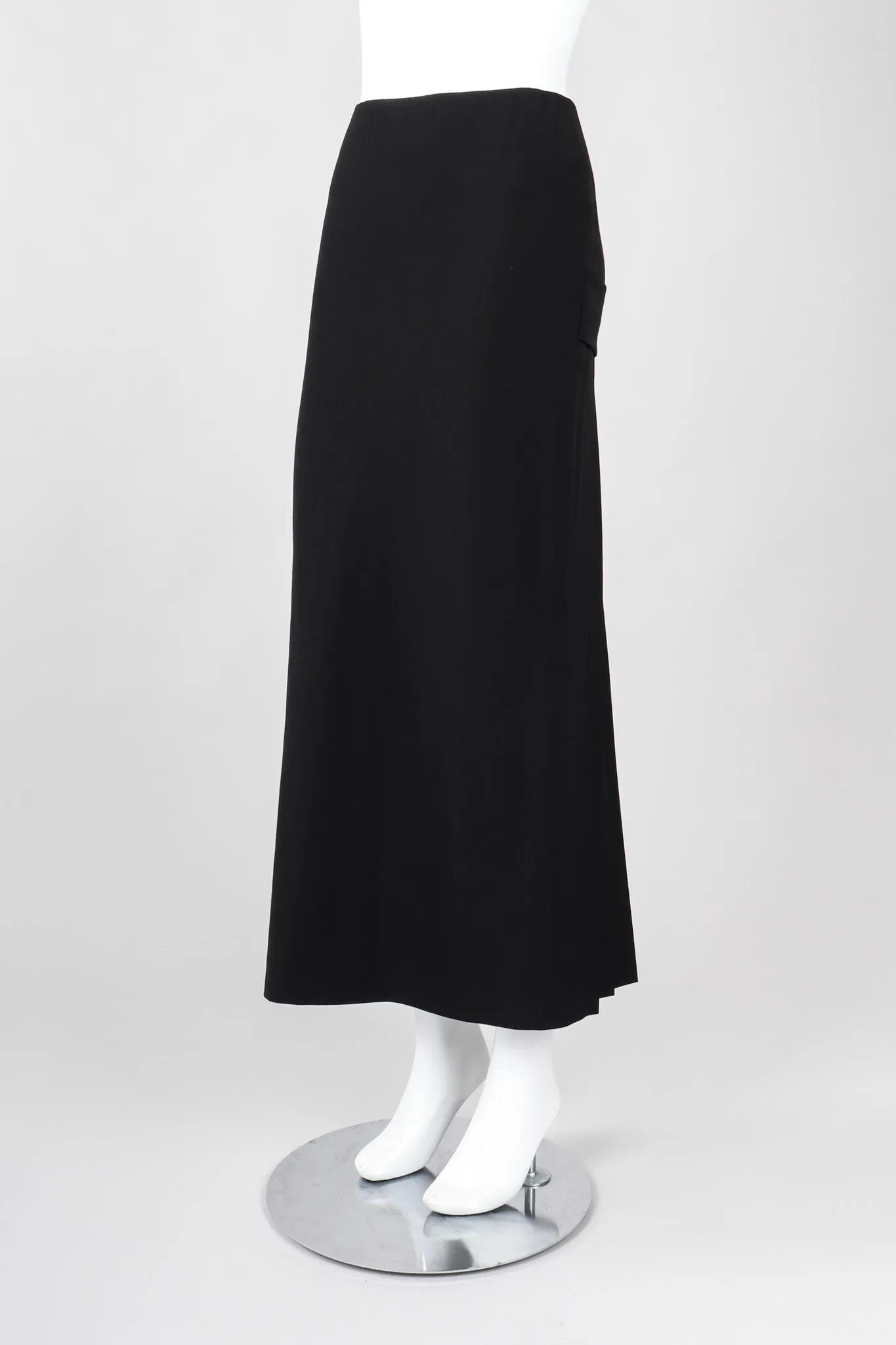 Pleat Back Skirt