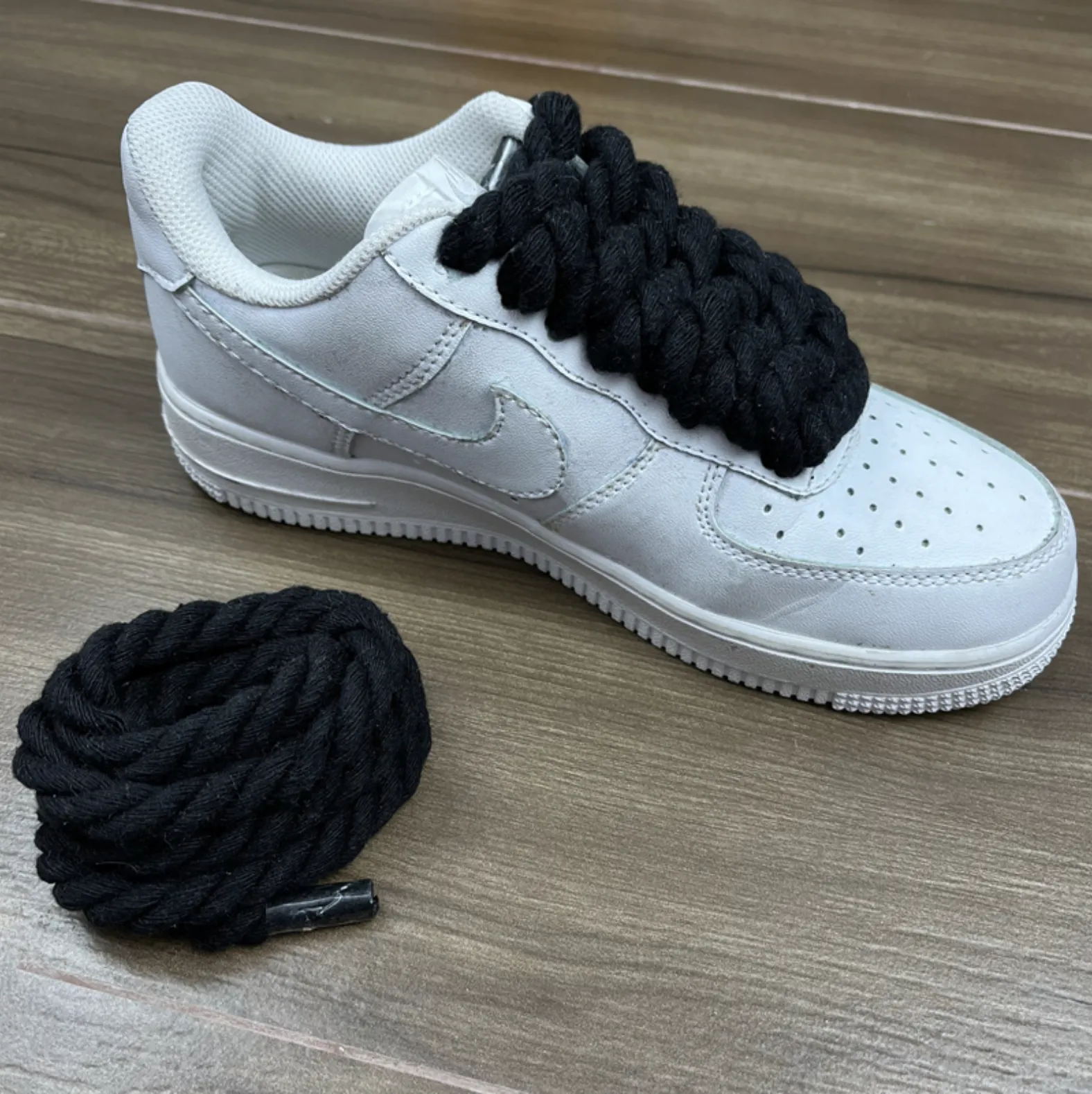 "TWISTED" Gros Lacets Noir Chaussures Style Grosse Corde Torsadée - URB1™