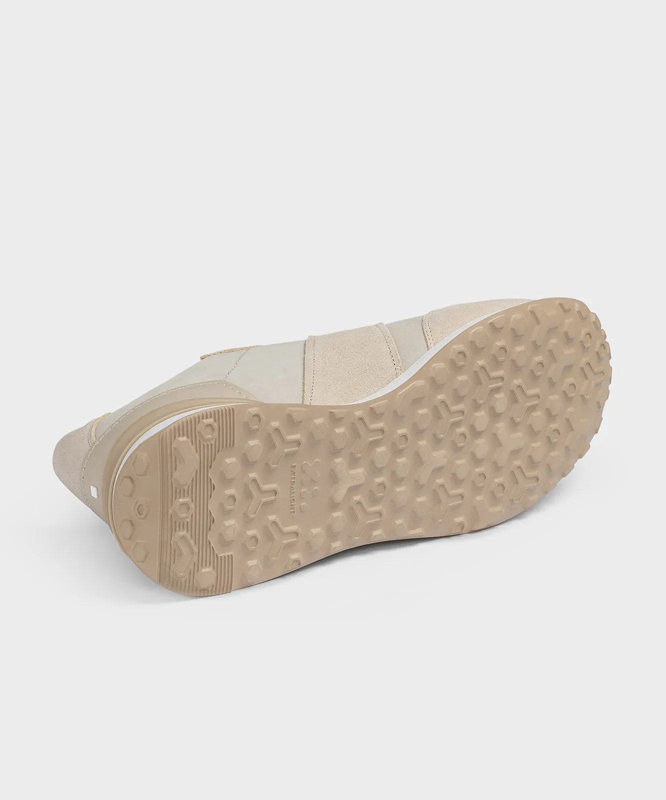 RS 02 Nubuck Sand