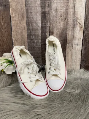 Shoes Sneakers By Cme In White, Size: 8.5
