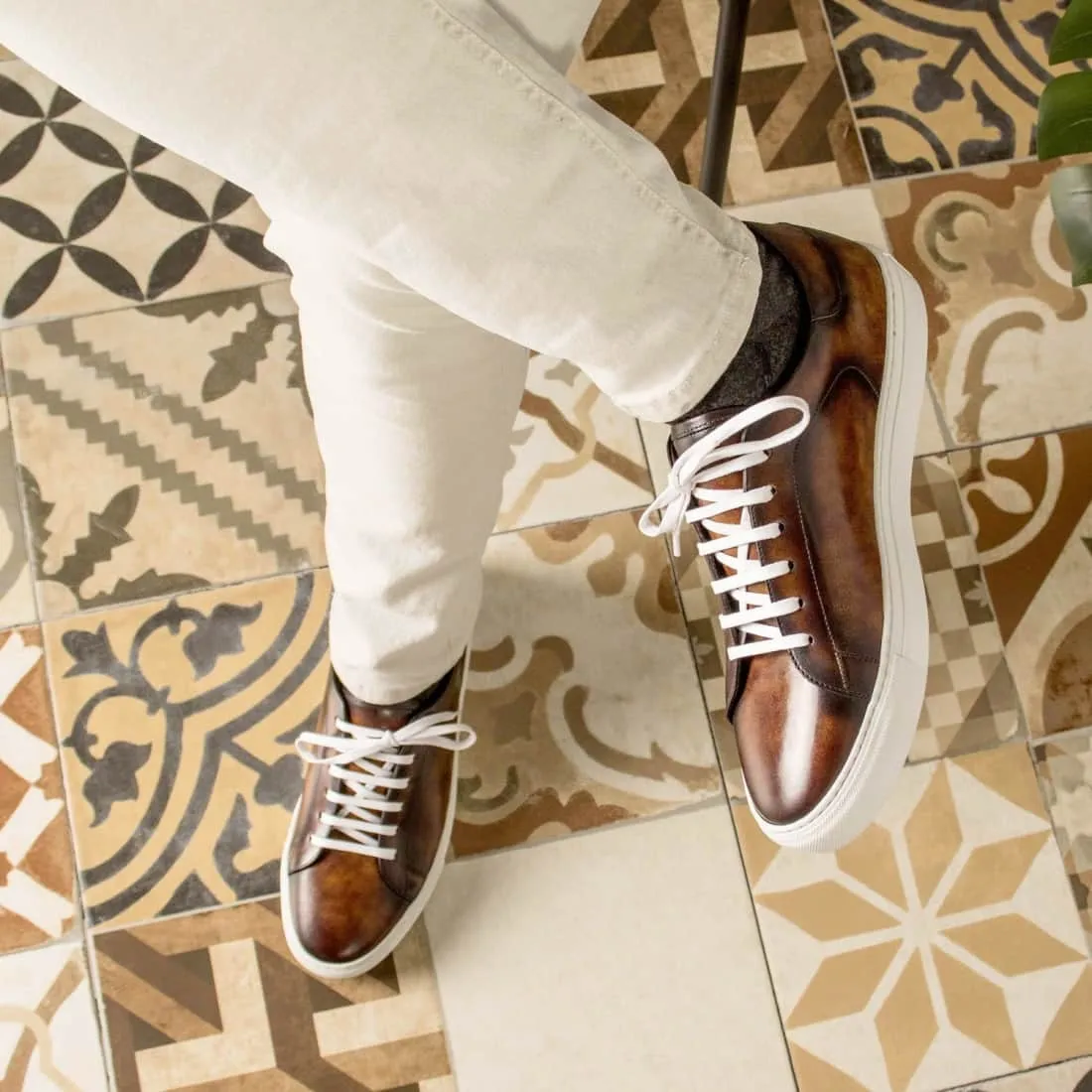 Sneakers Jersey en cuir patiné marron - Semelles Blanches