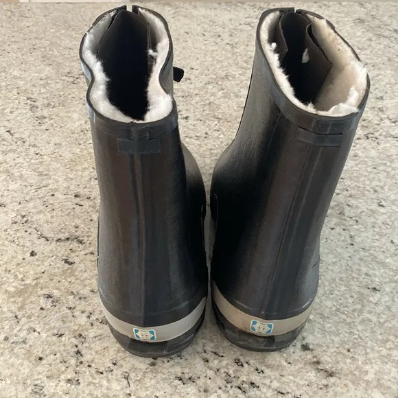 Snowgear Fleece Lined Rubber Over Shoe Boots Size 12  Women’s 10 Men’s‎