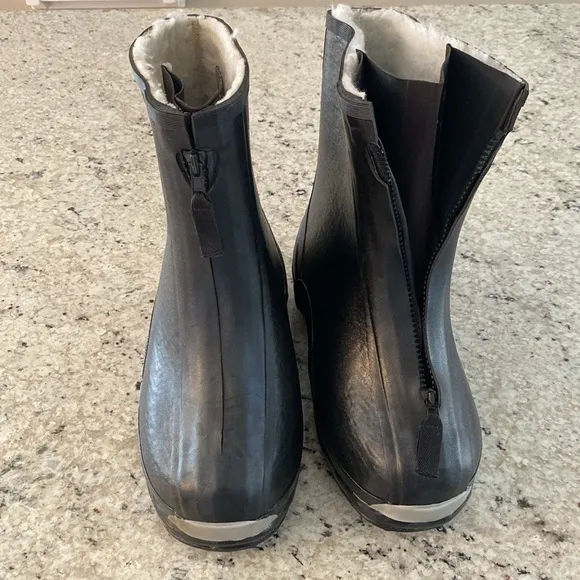 Snowgear Fleece Lined Rubber Over Shoe Boots Size 12  Women’s 10 Men’s‎