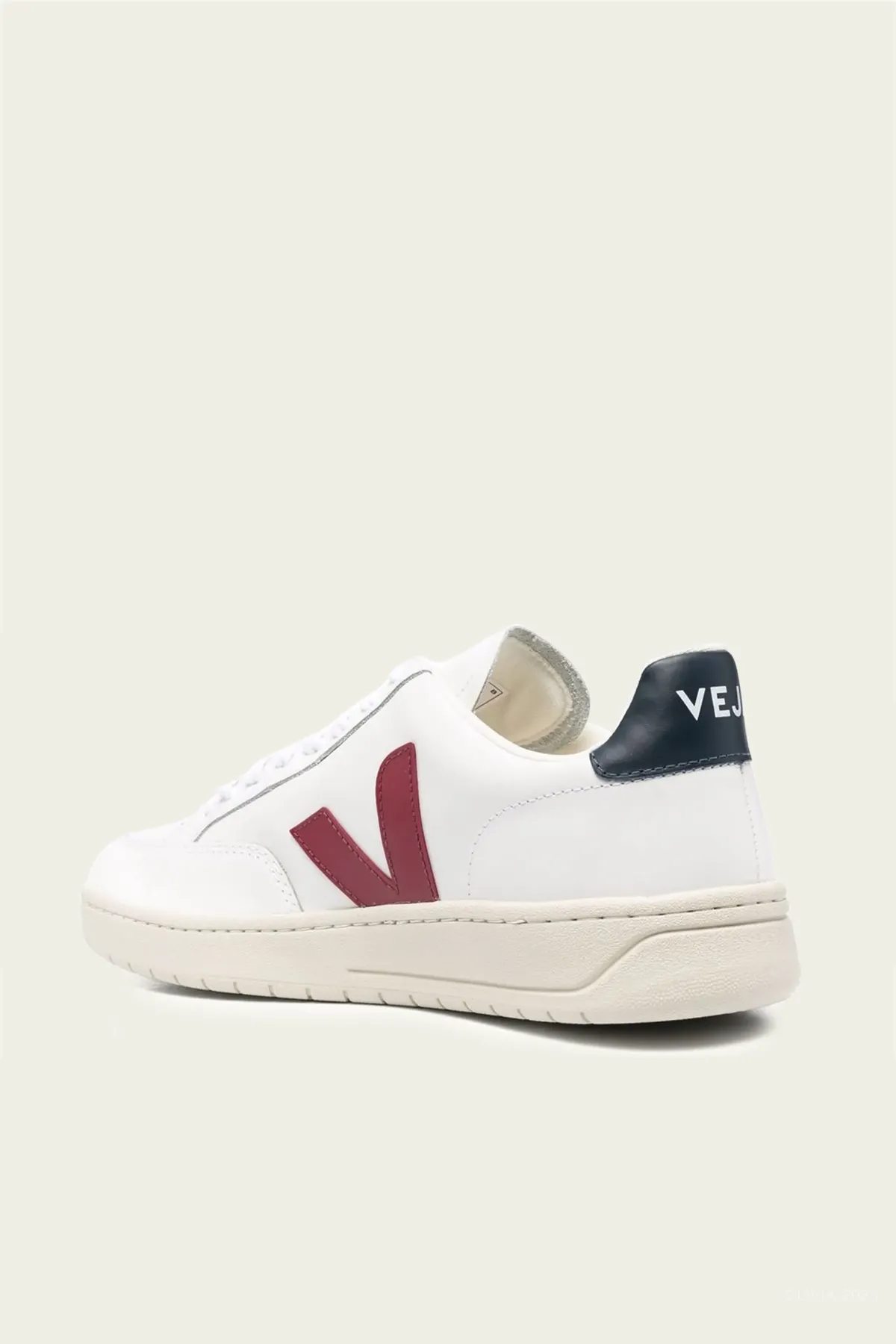 V-12 Leather Men Sneaker in White Marsala Nautico