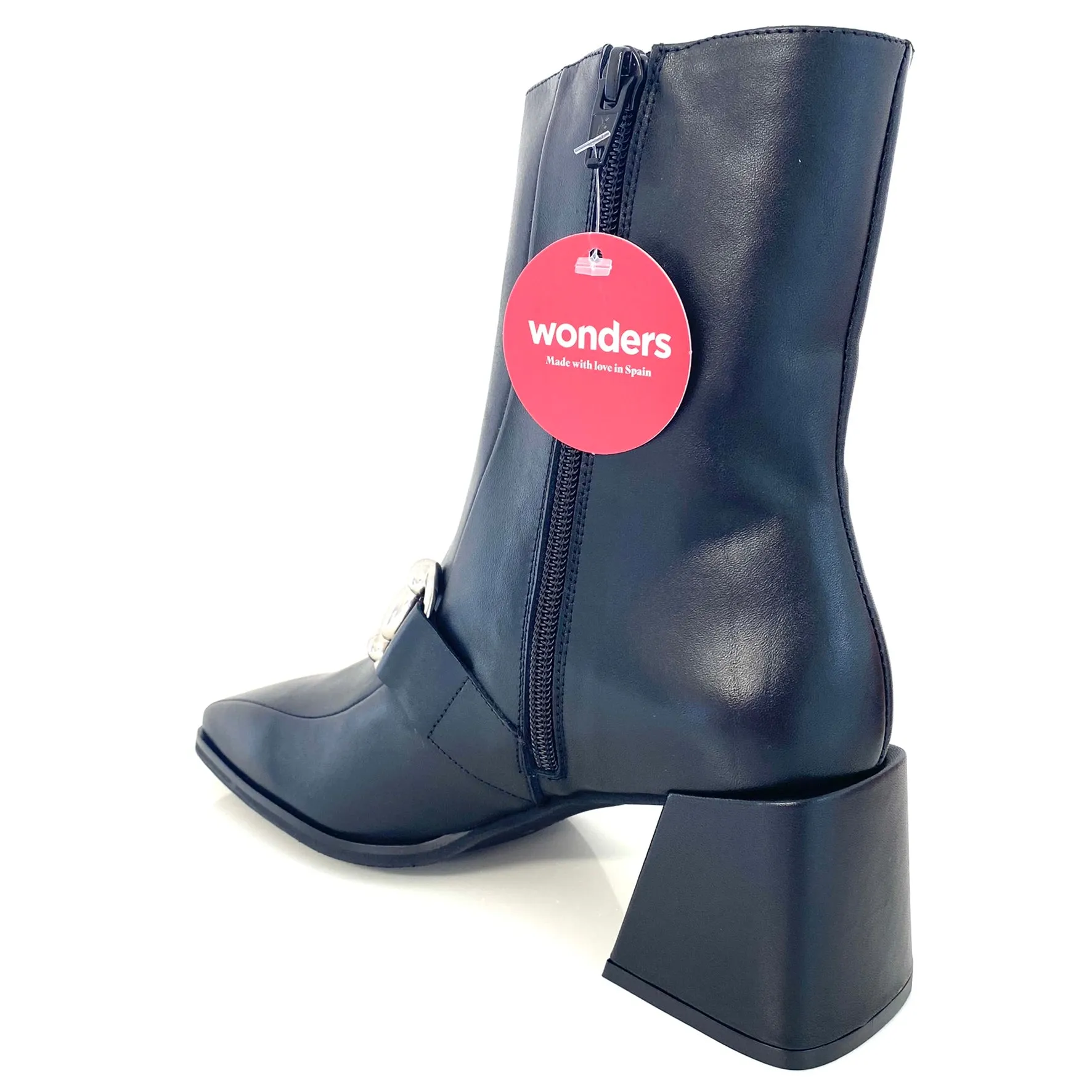 Wonders Black Leather Square Toe Boots